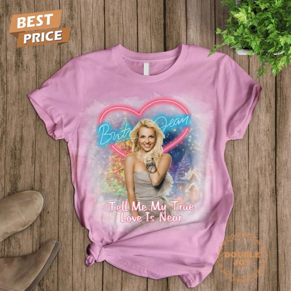 Britney Spears Tell Me My True Love Is Near Fleece Pajamas Set