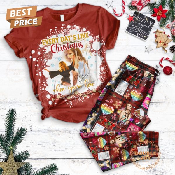 Kylie Minogue Every Day’s Like Christmas When You’re Here Fleece Pajamas Set