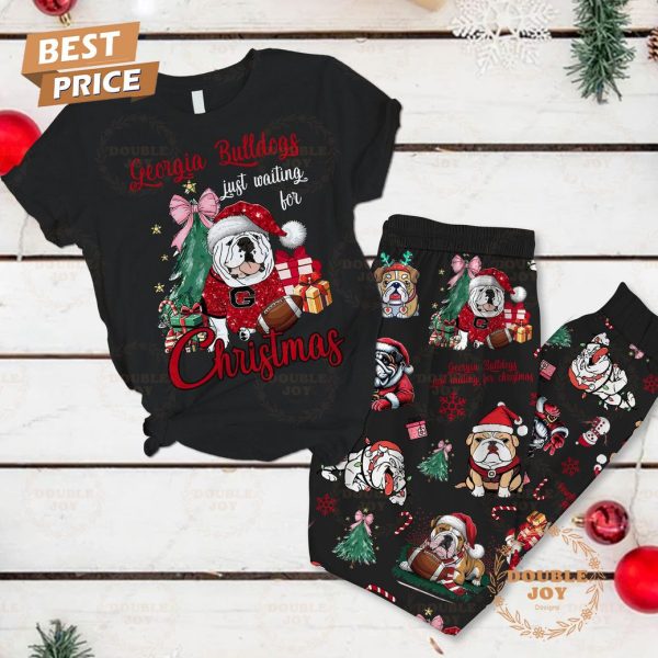 Just Waiting For Georgia Bulldogs Christmas Fleece Pajamas Set