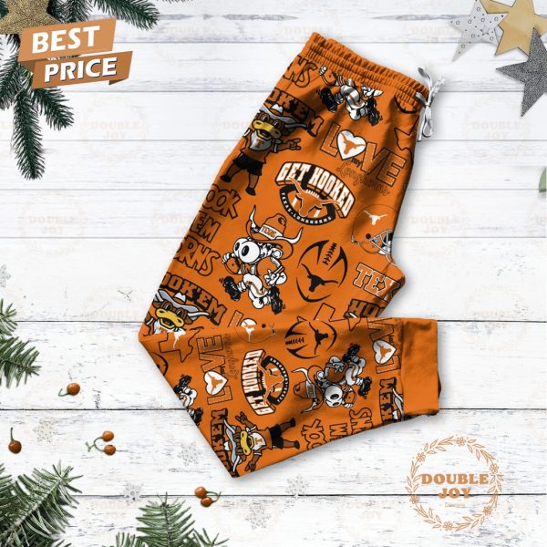 Tis The Season To Watch The NCAA Texas Longhorns Merry Christmas 2024 Fleece Pajamas Set