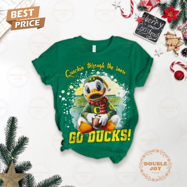 Quackin’ Through The Snow Go NCAA Oregon Ducks Merry Christmas 2024 Fleece Pajamas Set