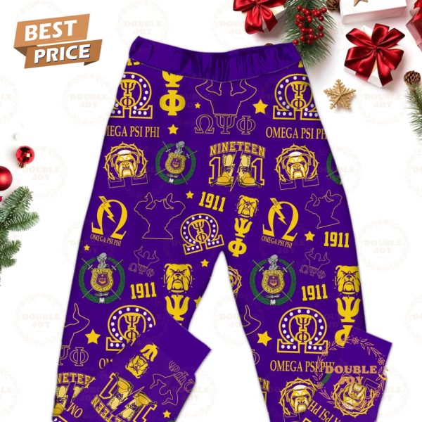 Omega Psi Phi 1911 Friendship Is Essential To The Soul Fleece Pajamas Set