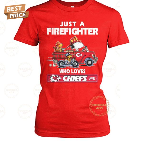 NFL Kansas City Chiefs Just A FireFighter Who Loves Snoopy T-Shirt