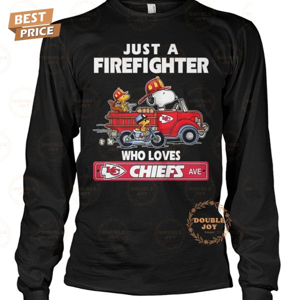 NFL Kansas City Chiefs Just A FireFighter Who Loves Snoopy T-Shirt