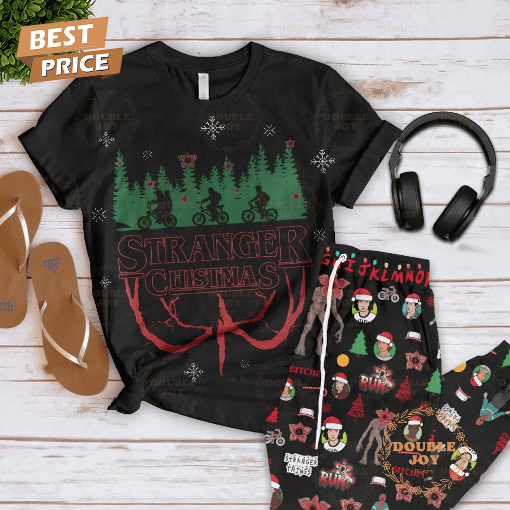 Stranger Things Chistmas 2025 Fleece Pajamas Set Stranger Things Chistmas 2025 Fleece Pajamas Set