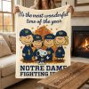 Notre Dame Fighting Irish Peanuts Snoopy Charlie Brown Fall Football Cozy Fleece Throw Blanket